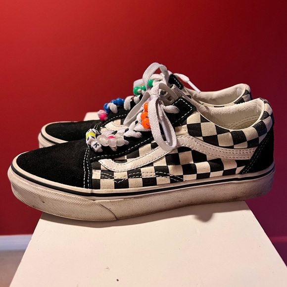 Vans. - Picture 3 of 4
